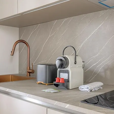 T2 Renove Et Confortable A Pour 2 Personnes * Écully